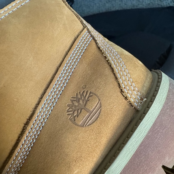 Timberlands - Picture 5 of 5